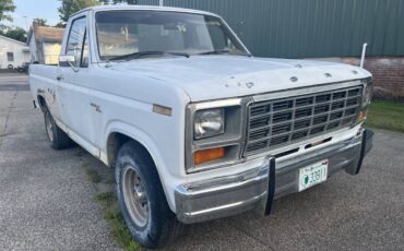 Ford-f100-1981-white-6