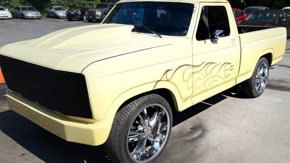 Ford-f100-1981-yellow