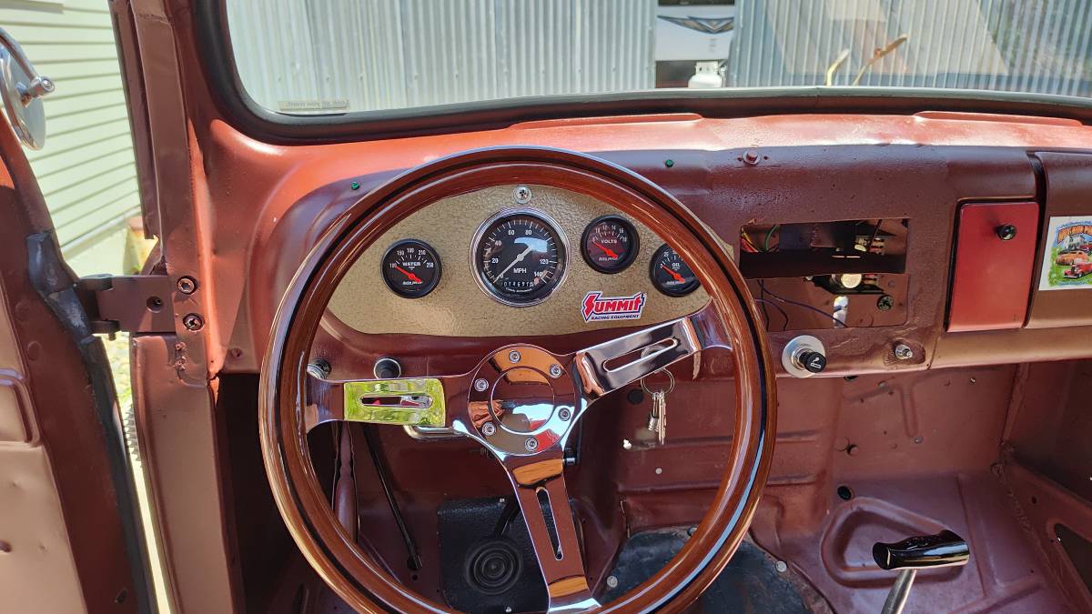 Ford-f100-custom-1950-19