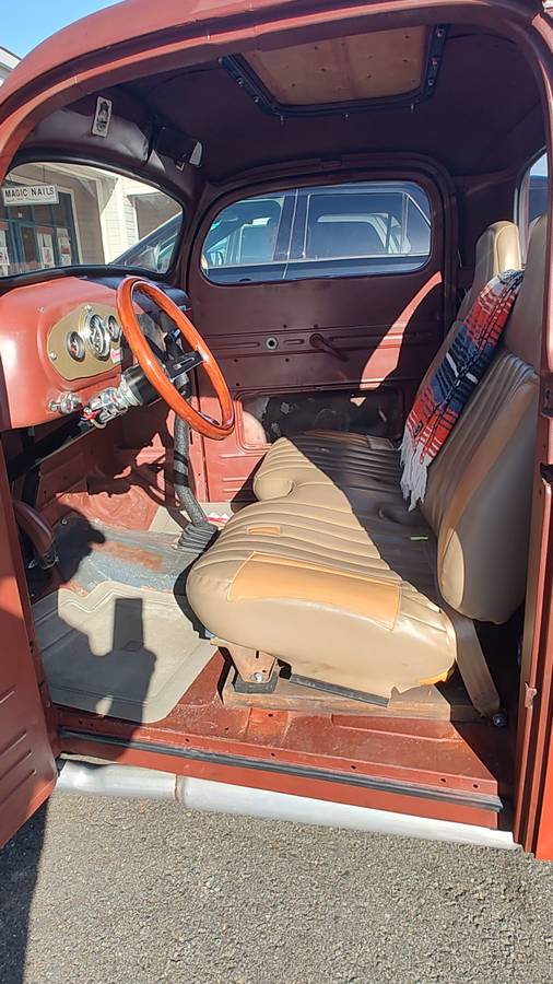 Ford-f100-custom-1950-9