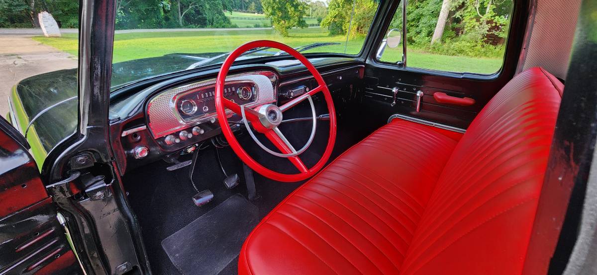 Ford-f100-custom-1966-13