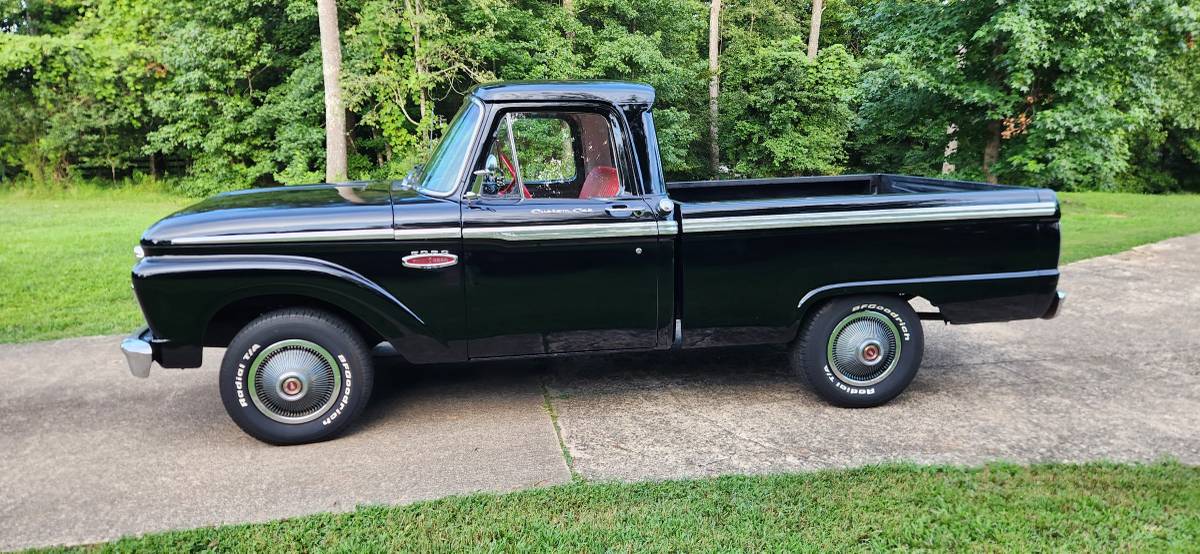 Ford-f100-custom-1966-3