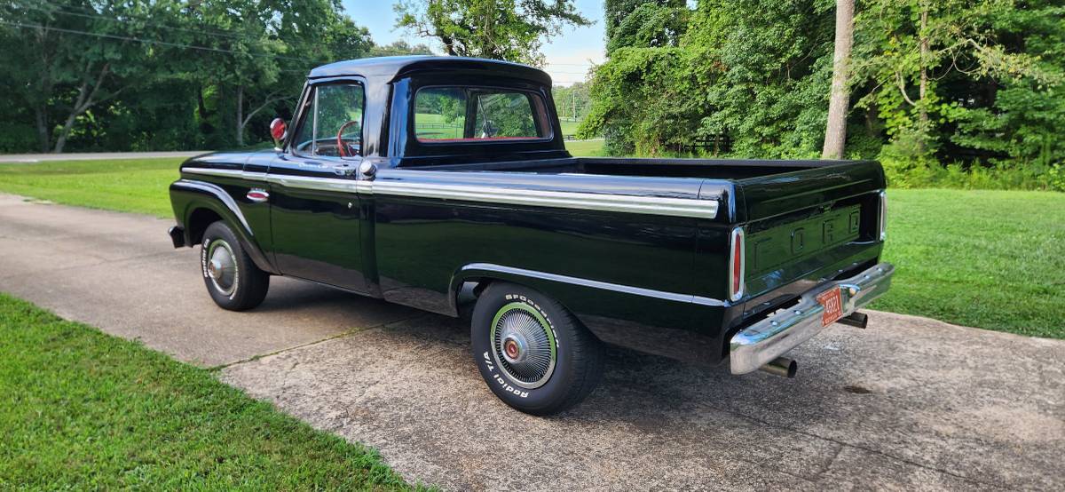 Ford-f100-custom-1966-4
