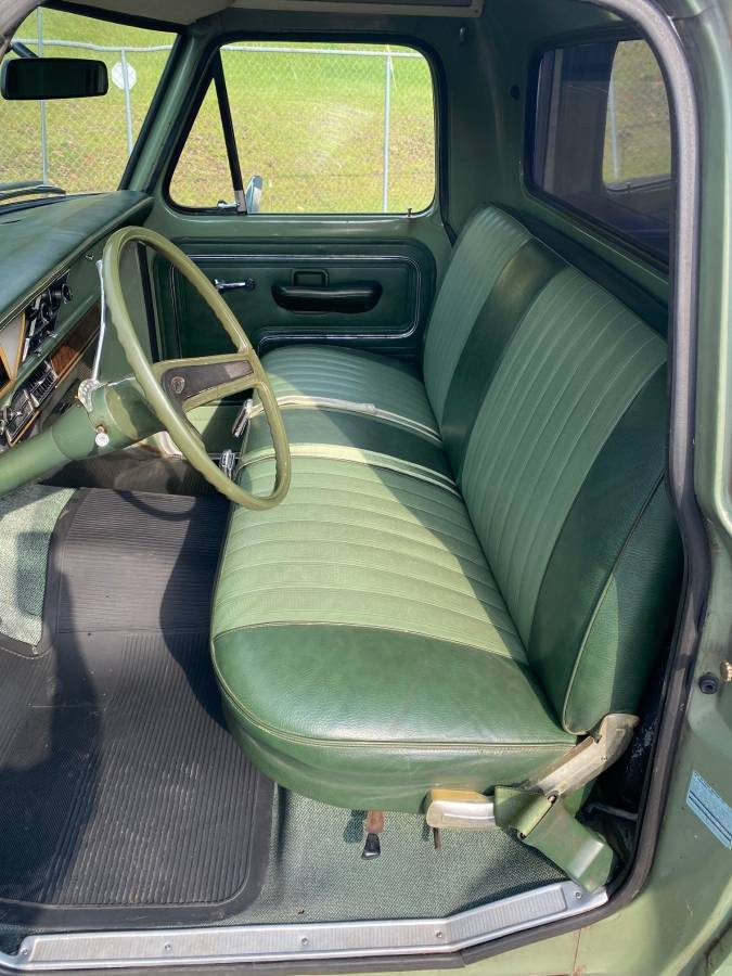 Ford-f100-custom-1971-green-17