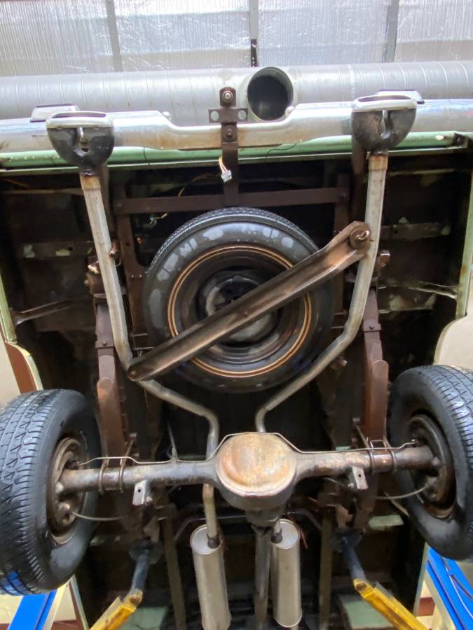 Ford-f100-custom-1971-green-8