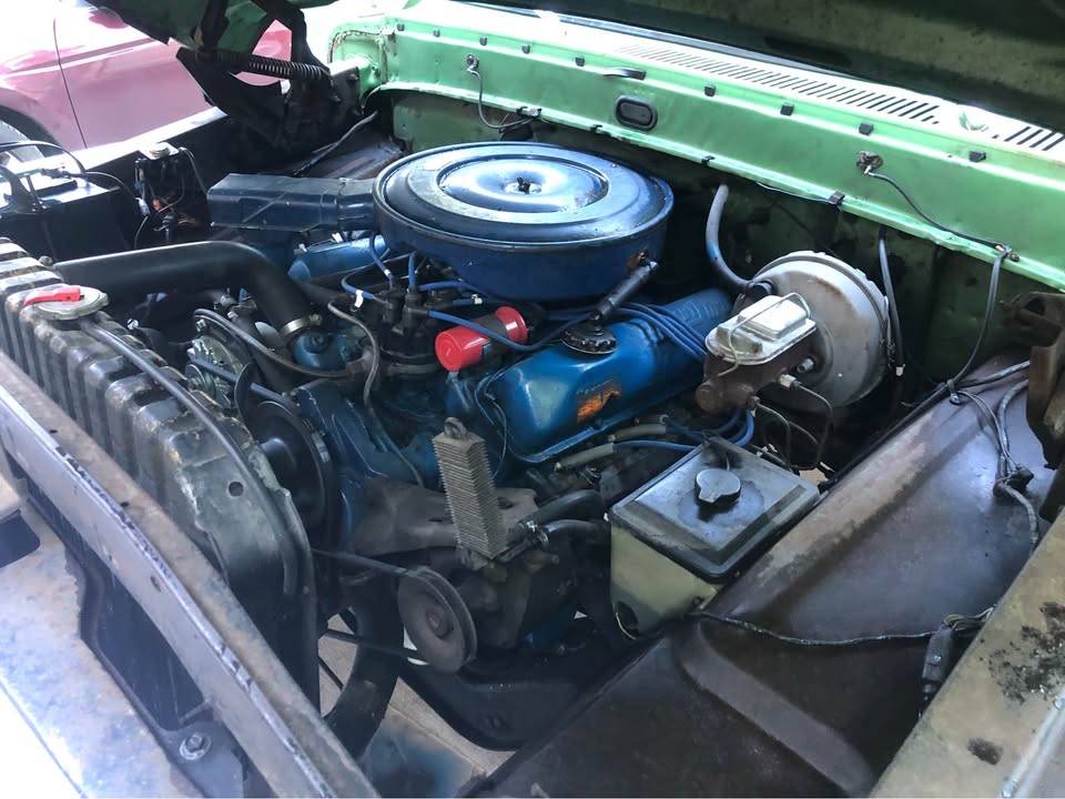 Ford-f100-custom-1972-green-7