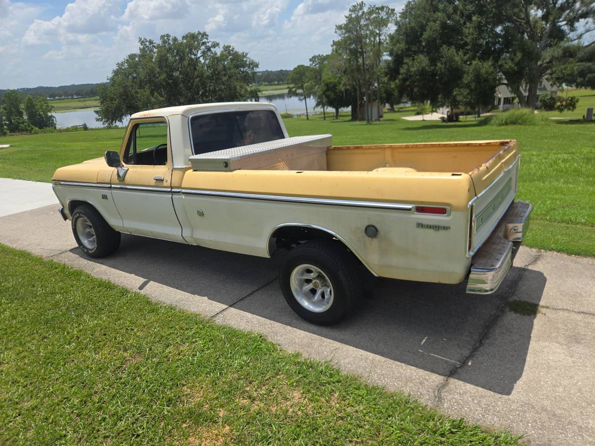 Ford-f100-custom-1975-21