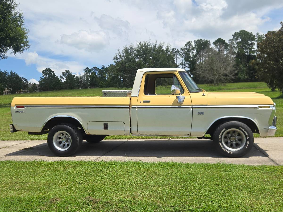 Ford-f100-custom-1975-6