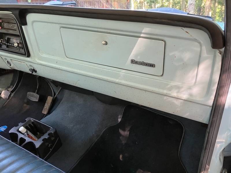 Ford-f100-custom-1976-blue-13