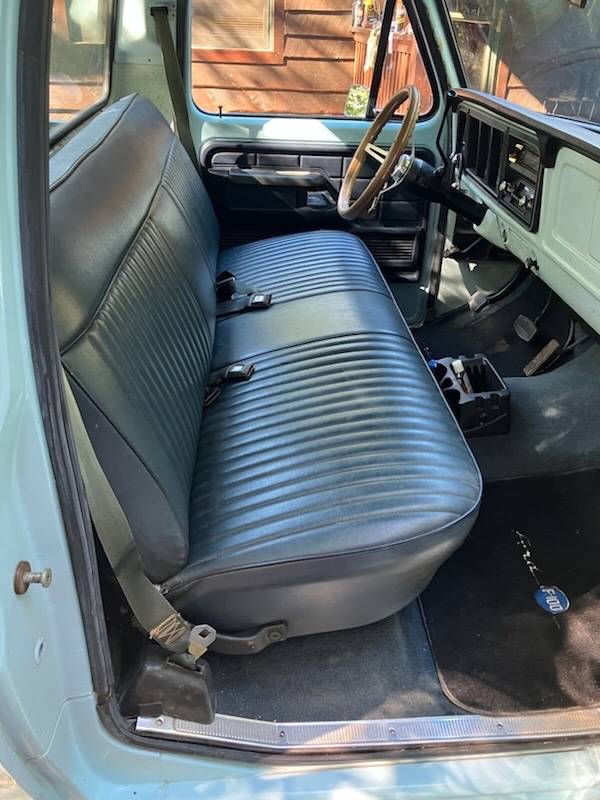 Ford-f100-custom-1976-blue-15