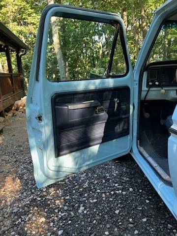 Ford-f100-custom-1976-blue-9