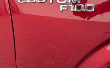 Ford-f100-custom-1980-red-1