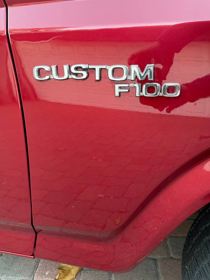 Ford-f100-custom-1980-red-1