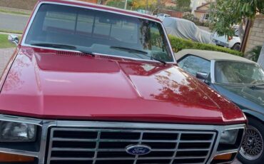 Ford-f100-custom-1980-red-4