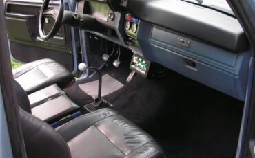 Ford-f100-custom-1981-14
