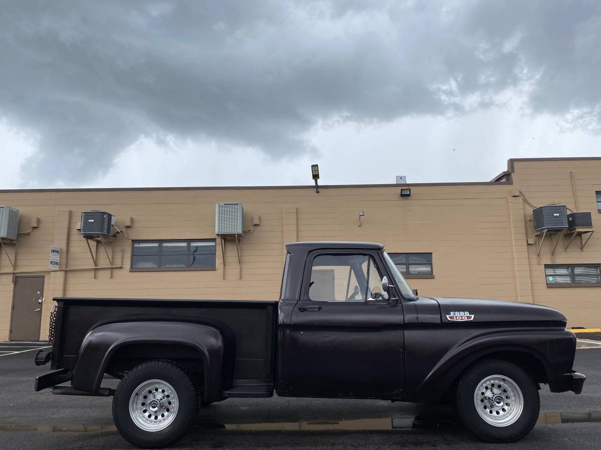 Ford-f100-pickup-1963-4