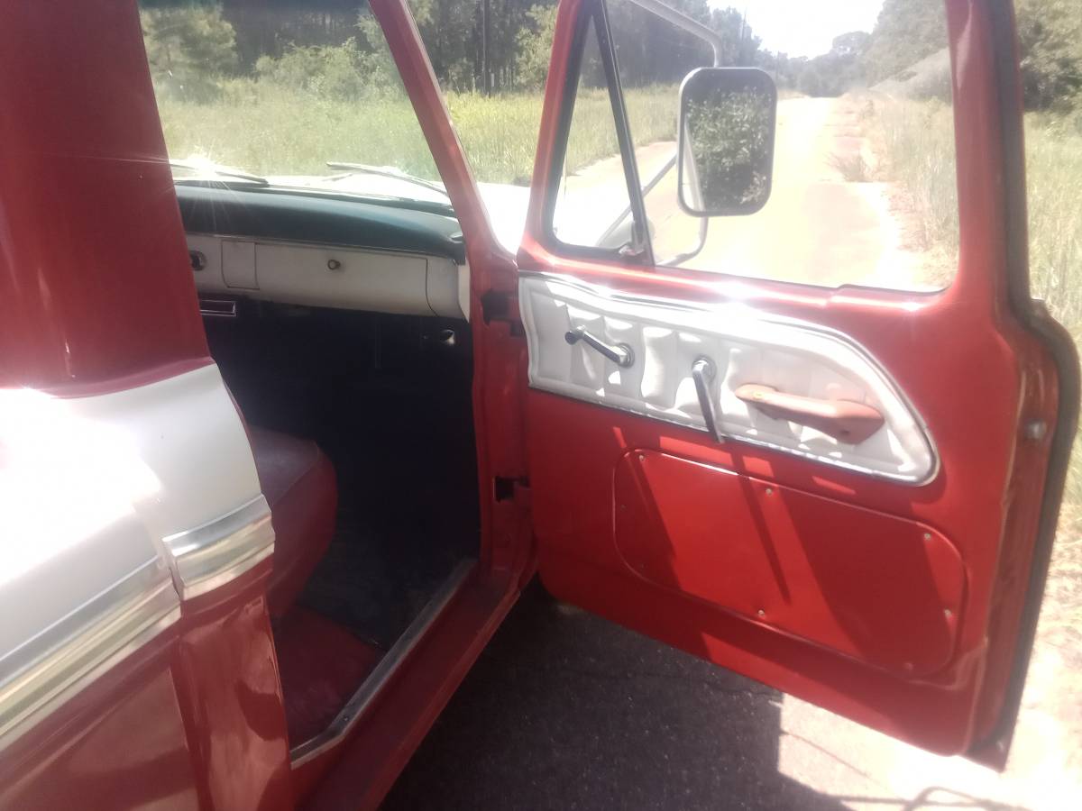 Ford-f100-pickup-1966-red-7