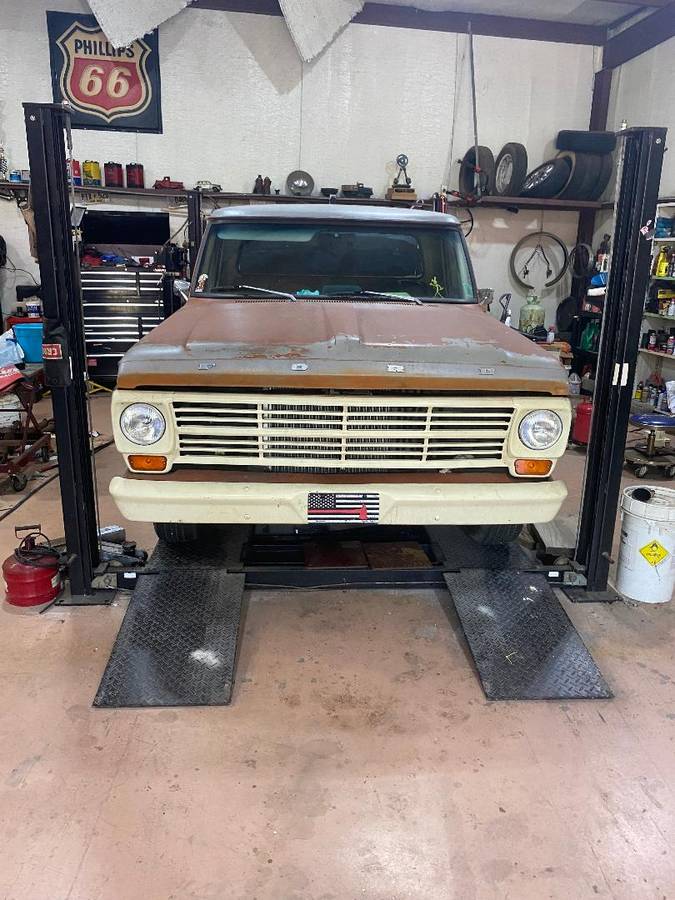 Ford-f100-pickup-1969