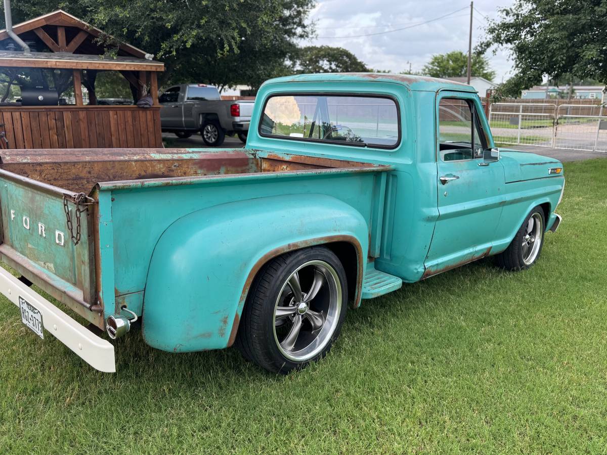 Ford-f100-pickup-1970-8