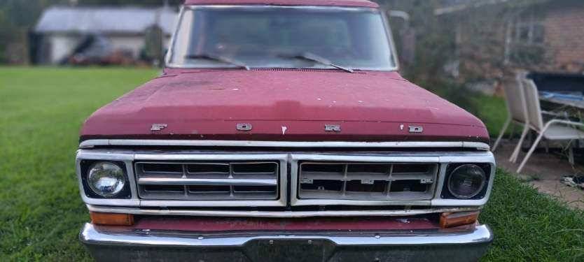 Ford-f100-pickup-1971-red-10