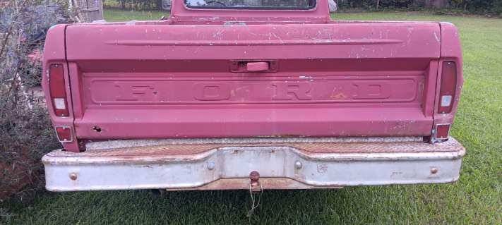 Ford-f100-pickup-1971-red-9