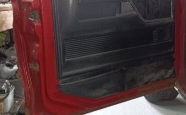 Ford-f100-pickup-1975-red-8