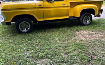 Ford-f100-pickup-1977-yellow-2