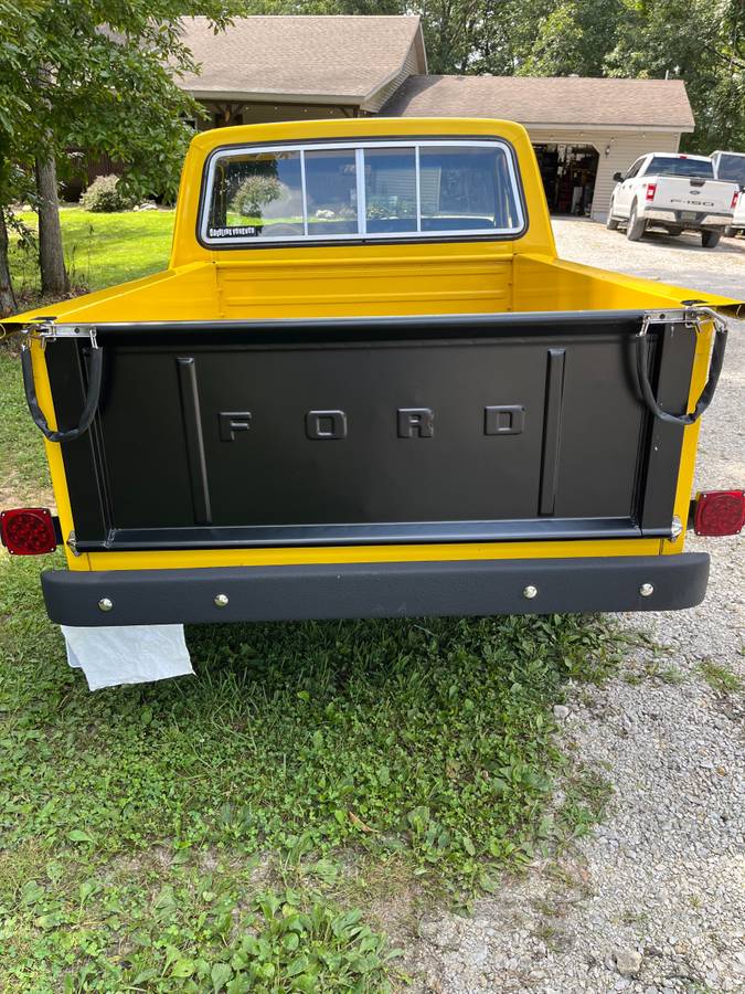 Ford-f100-pickup-1977-yellow-3