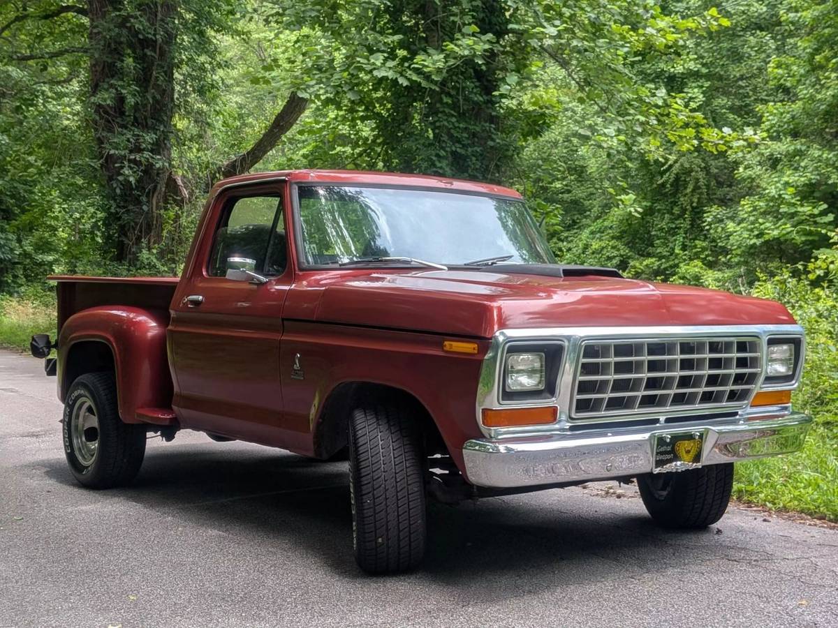 Ford-f100-pickup-1977