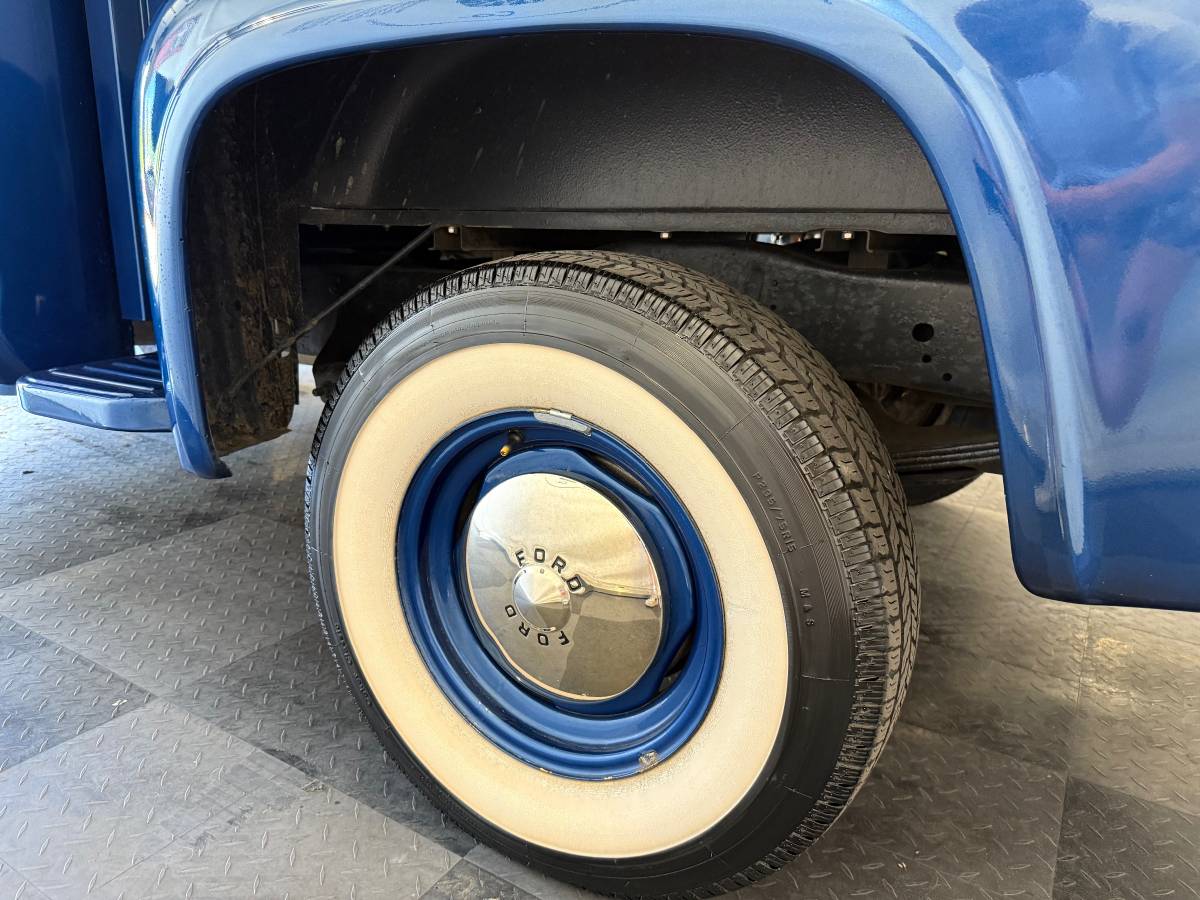 Ford-f100-pickup-1979-blue-15