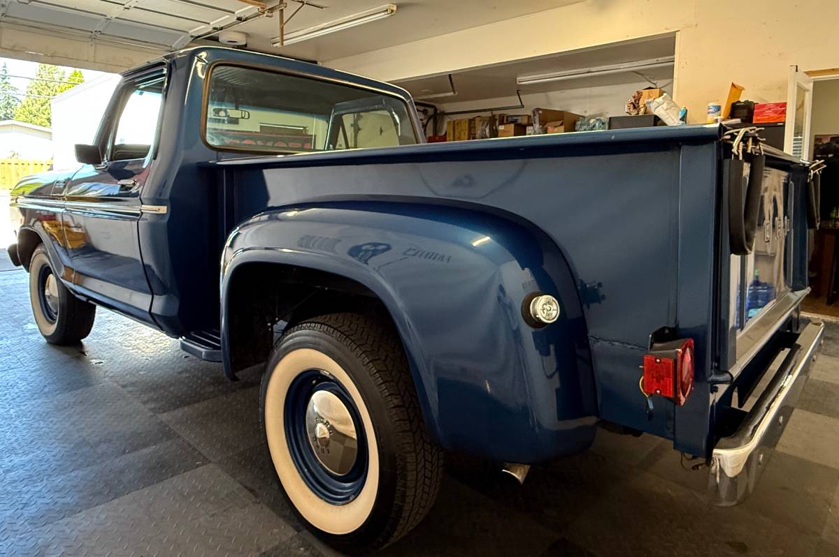 Ford-f100-pickup-1979-blue-4