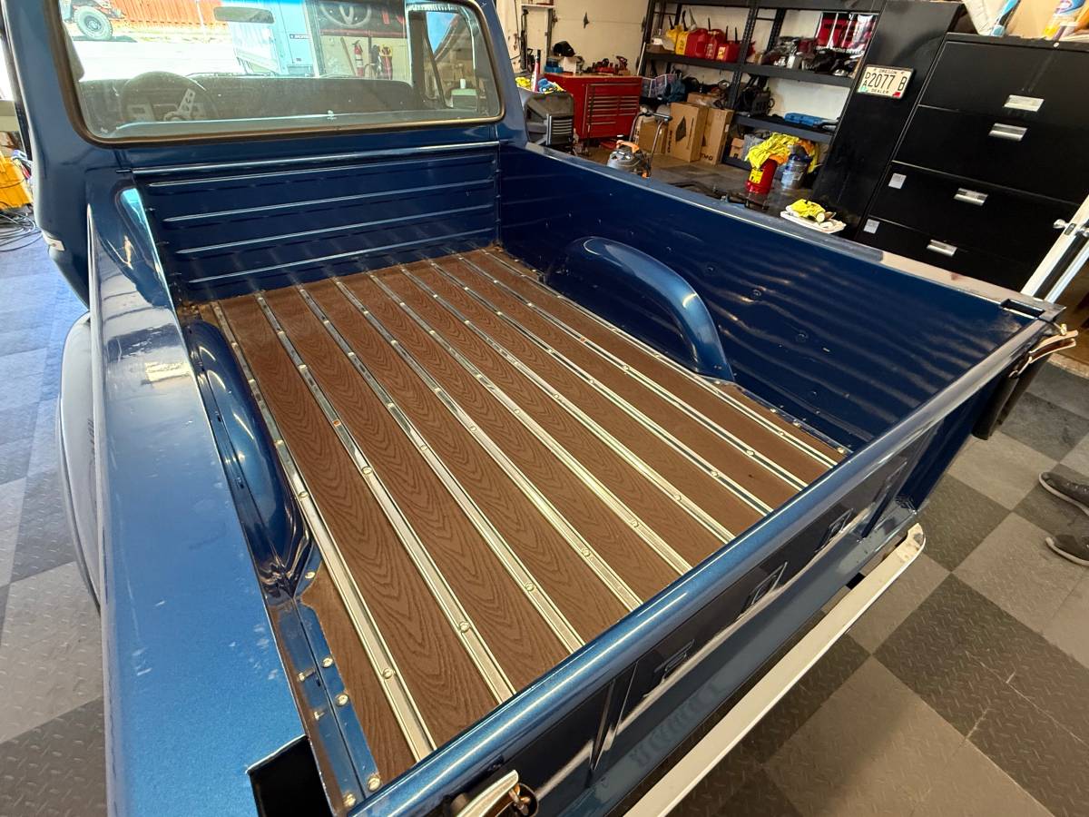 Ford-f100-pickup-1979-blue-5