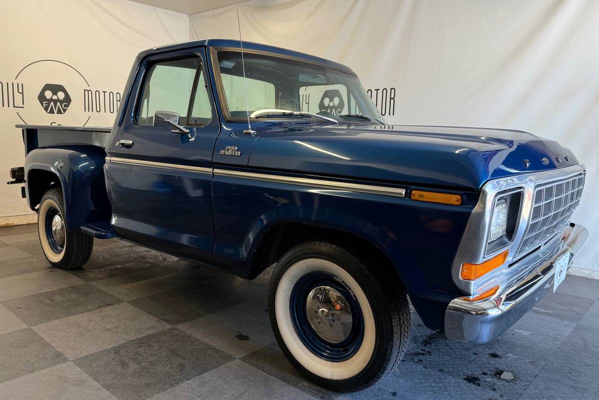 Ford-f100-pickup-1979-blue