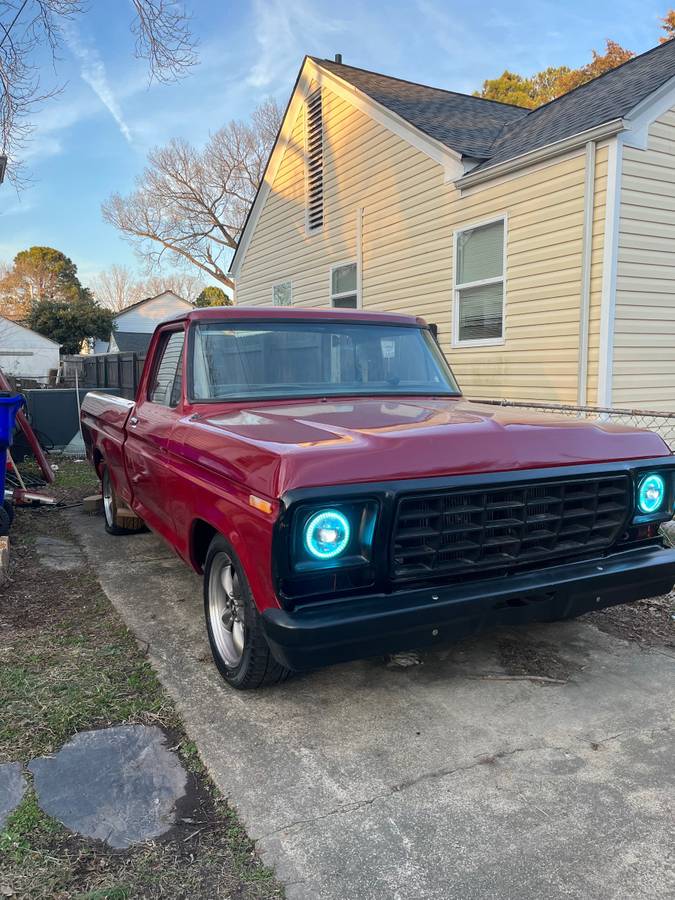 Ford-f100-pickup-1979-red-1