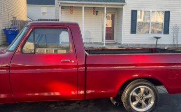 Ford-f100-pickup-1979-red