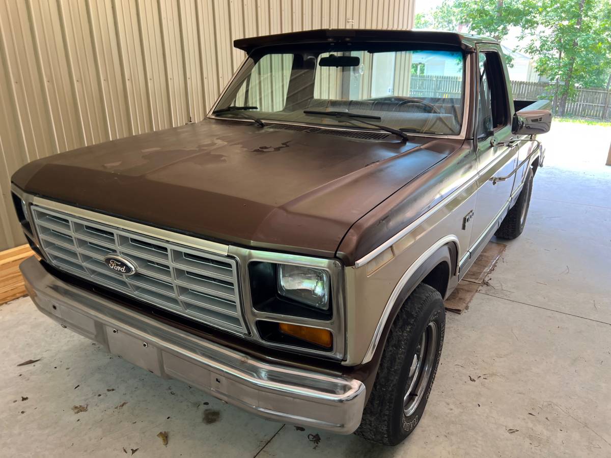 Ford-f100-pickup-1983-brown-12