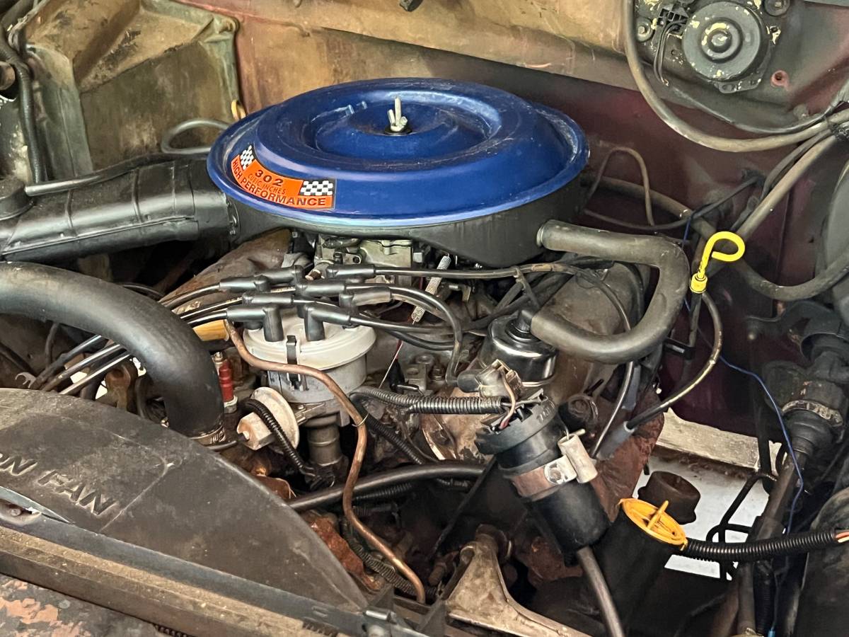 Ford-f100-pickup-1983-brown-23