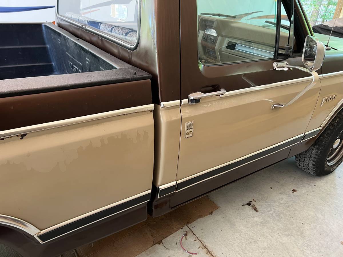 Ford-f100-pickup-1983-brown-5