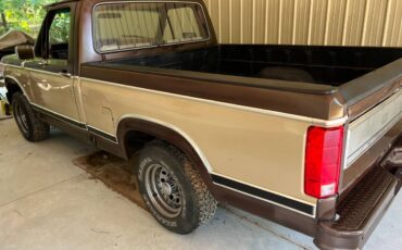 Ford-f100-pickup-1983-brown-9