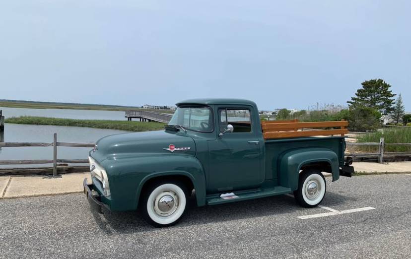 Ford-f100-pickup-truck-1956-green-1