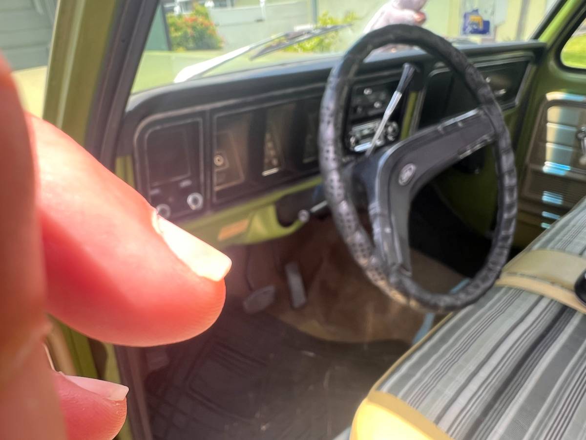 Ford-f100-ranger-1974-green-4