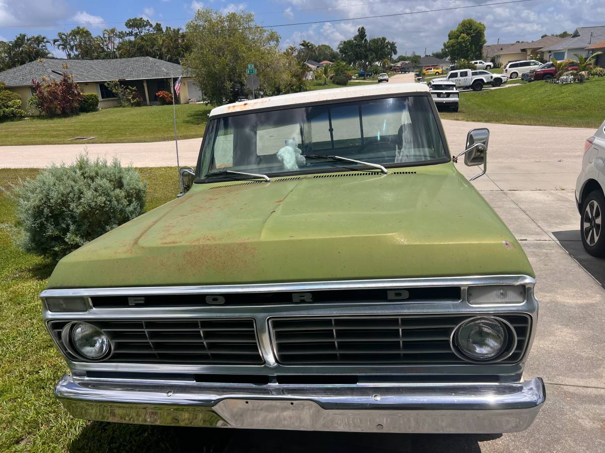 Ford-f100-ranger-1974-green