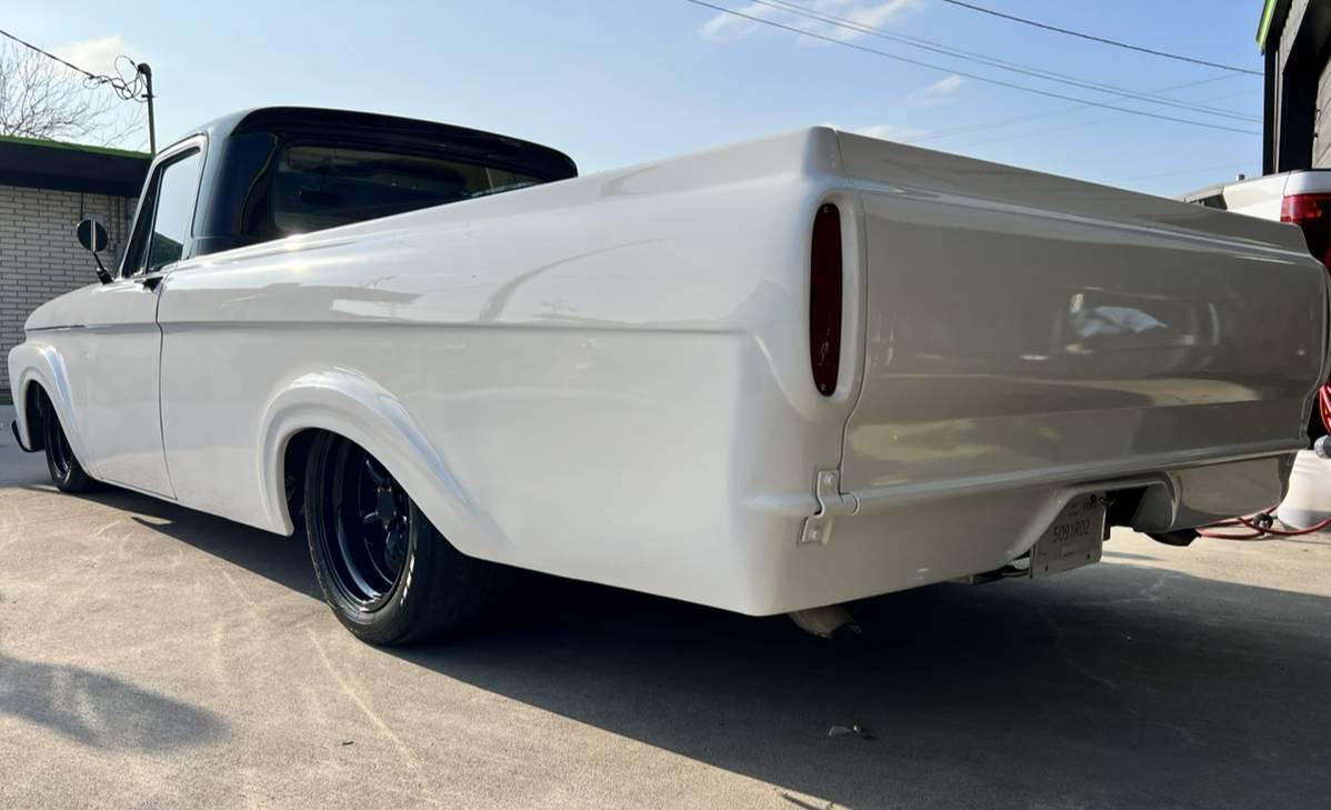 Ford-f100-unibody-1963-white-5