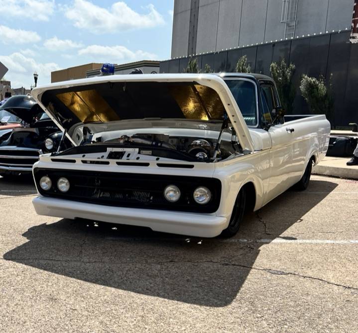 Ford-f100-unibody-1963-white