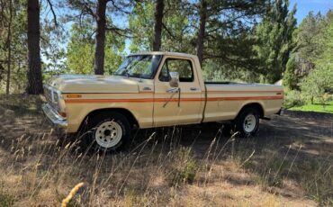 Ford-f150-1979-white-1