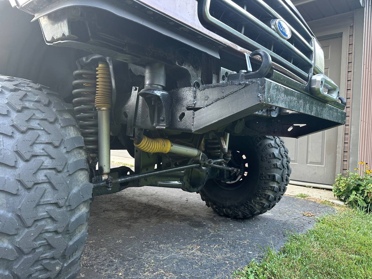 Ford-f150-1990-brown-1