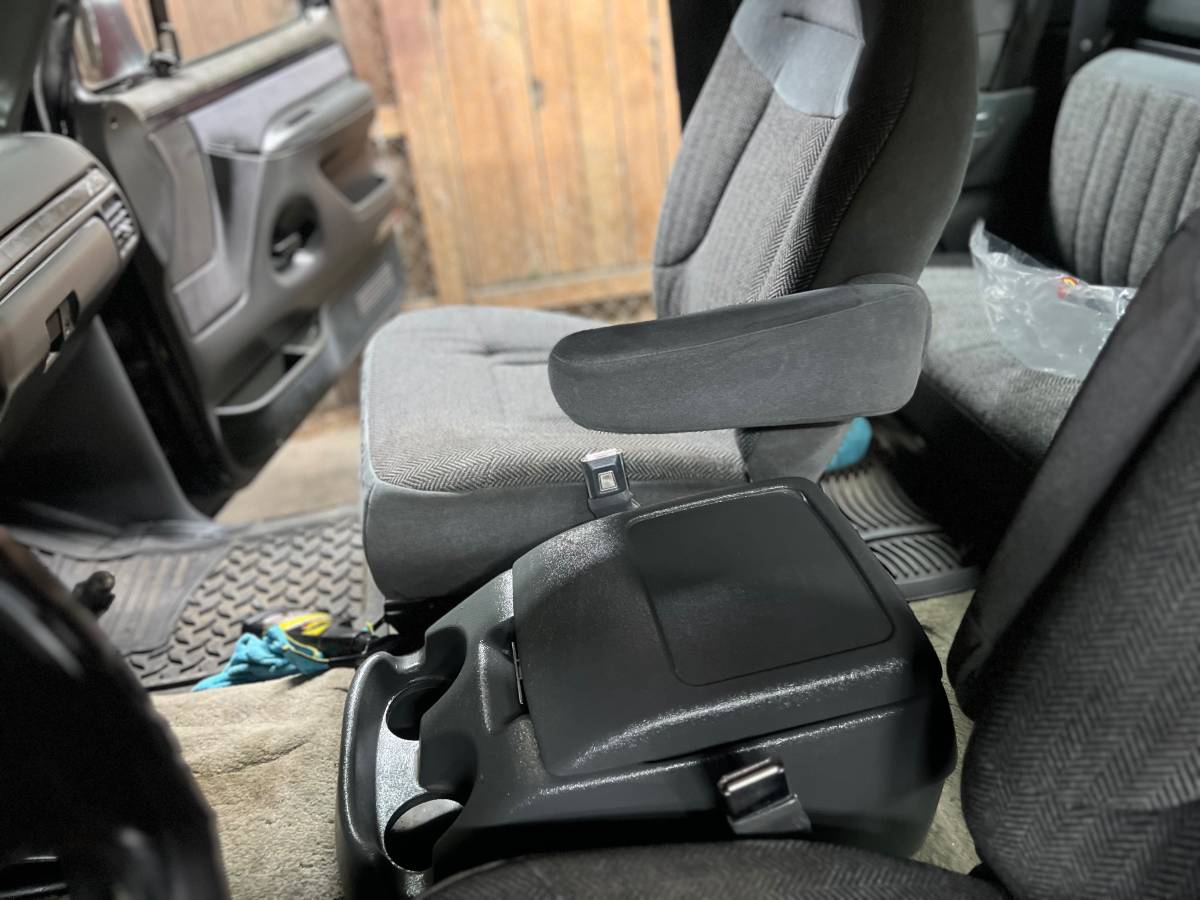 Ford-f150-1993-black-14