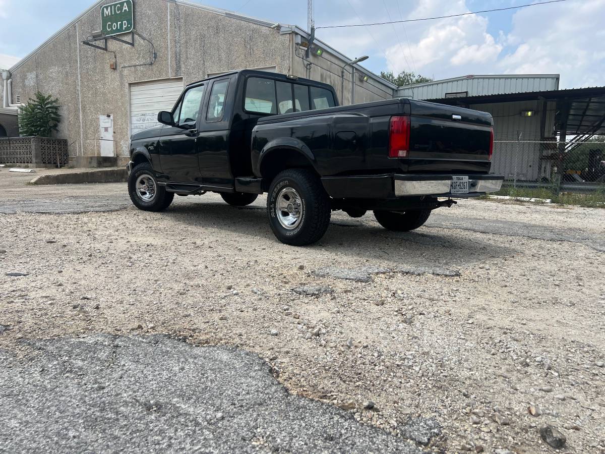 Ford-f150-1993-black-5