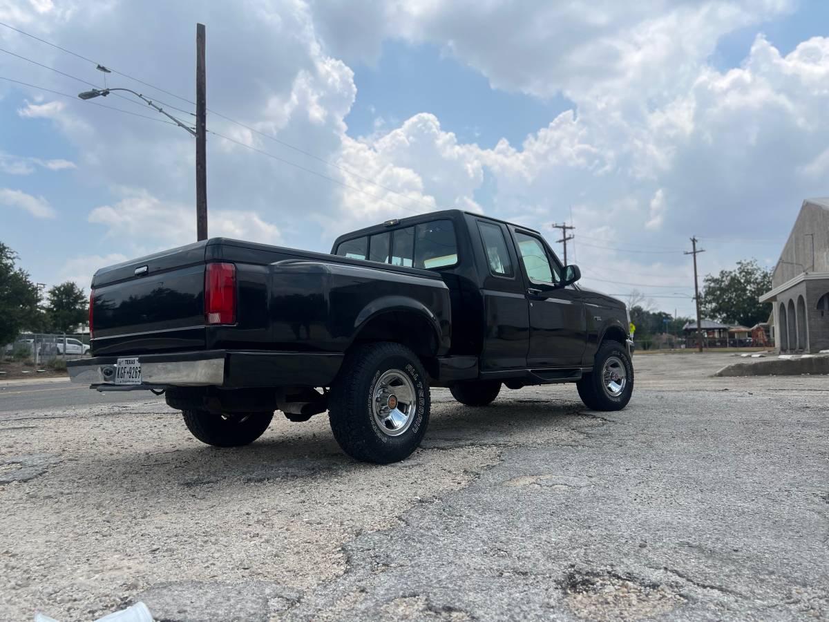 Ford-f150-1993-black-6