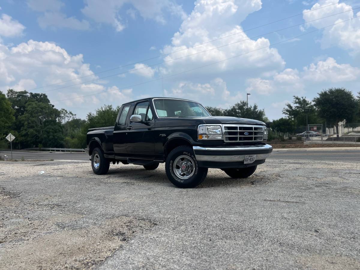 Ford-f150-1993-black